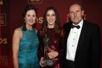 Amsterdam 19 december 2018
Sportman van het jaar verkiezing in afas live. Kjeld Nuis met Sportvrouw van het Jaar 2018 Suzanne Schulting, gehandicapte sporter van het Jaar 2018 Bibian Mentel en de coaches van het Jaar 2018 Jac Orie en Raemon Sluijter De baanwielrenners werden ploeg van het jaar, Marianne Timmer kreeg een ouvre prijs en Rico Verhoeven werd door de Zapp kijkers gekozen tot meest populaire sporter. Suzanne Schulting met ouders zussen vriendinnen en vriend