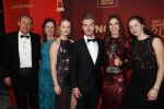 Amsterdam 19 december 2018
Sportman van het jaar verkiezing in afas live. Kjeld Nuis met Sportvrouw van het Jaar 2018 Suzanne Schulting, gehandicapte sporter van het Jaar 2018 Bibian Mentel en de coaches van het Jaar 2018 Jac Orie en Raemon Sluijter De baanwielrenners werden ploeg van het jaar, Marianne Timmer kreeg een ouvre prijs en Rico Verhoeven werd door de Zapp kijkers gekozen tot meest populaire sporter. Suzanne Schulting met ouders zussen vriendinnen en vriend