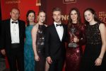 Amsterdam 19 december 2018
Sportman van het jaar verkiezing in afas live. Kjeld Nuis met Sportvrouw van het Jaar 2018 Suzanne Schulting, gehandicapte sporter van het Jaar 2018 Bibian Mentel en de coaches van het Jaar 2018 Jac Orie en Raemon Sluijter De baanwielrenners werden ploeg van het jaar, Marianne Timmer kreeg een ouvre prijs en Rico Verhoeven werd door de Zapp kijkers gekozen tot meest populaire sporter. Suzanne Schulting met ouders zussen vriendinnen en vriend