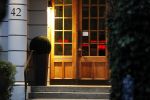 Hamburg 18 en 19 november 2018
Damian v d Vaart, Doerte Bar  en Bart Willemsen veraletn het appartement van Sylvie Meis in hamburg.