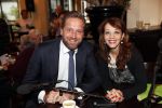 Den Haag 3 december 2018
Minister Hugo de Jonge arriveert bij libelle Nieuwscafe ( in Dudok. Ebru Umar interviewt hem.