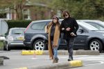 Den Haag  29 oktober 2018
Waylon en zijn zwangere vriendin Bibi Breijman gaan op controle in het Bronovo ziekenhorsche Panamera Turbo naartoe.