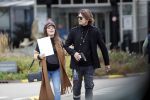 Den Haag  29 oktober 2018
Waylon en zijn zwangere vriendin Bibi Breijman gaan op controle in het Bronovo ziekenhorsche Panamera Turbo naartoe.
