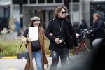 Den Haag  29 oktober 2018
Waylon en zijn zwangere vriendin Bibi Breijman gaan op controle in het Bronovo ziekenhorsche Panamera Turbo naartoe.