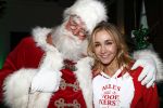Amsterdam 6 december 2018
Sky radio christmas tree wedstrijd voor het goede doel. Wendy v Dijk
