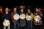 Soestdijk Baarn 6 december 2018
Kick off voor KWF aktie met lampionnen bij paleis Soestdijk . oa Wilfred Genee Coosje Smid Mirella v Markus Jeroen Snel en Andre v d Toorn doen mee.