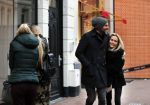 Amsterdam 12 december 2018
Xander de Buisonje met zijn vrouw Sophie aan het winkelen.