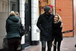Amsterdam 12 december 2018
Xander de Buisonje met zijn vrouw Sophie aan het winkelen.
