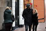 Amsterdam 12 december 2018
Xander de Buisonje met zijn vrouw Sophie aan het winkelen.