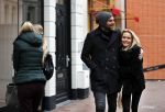 Amsterdam 12 december 2018
Xander de Buisonje met zijn vrouw Sophie aan het winkelen.