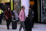 Schiphol 29 november 2019
Andre Hazes en zijn neef/vriend Djarno Hofland arriveren op schiphol nadat ze samen in New York NY zijn geweest. De moederf van Djarno staat ze op te wachten.