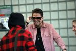 Schiphol 29 november 2019
Andre Hazes en zijn neef/vriend Djarno Hofland arriveren op schiphol nadat ze samen in New York NY zijn geweest. De moederf van Djarno staat ze op te wachten.