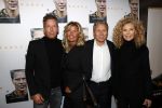 Amsterdam 2 december 2019
Boep presentatie Marco v Basten in de stadsschouwburg van Amsterdam.
Anton Broekhuizen met vrouw en Bart met vrouw