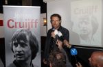 Amsterdam 15 november 2019
Rechtszaak Auke Kok versus de johan Cruijff foundation. Na zitting is de boekpresentatie in cafe op de middenweg.