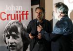 Amsterdam 15 november 2019
Rechtszaak Auke Kok versus de johan Cruijff foundation. Na zitting is de boekpresentatie in cafe op de middenweg.