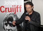 Amsterdam 15 november 2019
Rechtszaak Auke Kok versus de johan Cruijff foundation. Na zitting is de boekpresentatie in cafe op de middenweg.