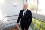Utrecht 2 december 2019
eerste repetitiedag/lezing van Haal Het Doek Maar Op met oa 
Tony Neef
Jordy van Loon
Julia Berendse
Dook van Dijck
Willemijn Maandag
Jordy van Loon
Hans Cornelissen
Ria Valk en Ben Cramer