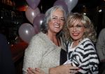Aalsmeer 18 november 2019
Bonnie st Claire viert haar 70e verjaardag in de Praam in Aalsmeer. Bonnie met vrouw Arie Ribbens