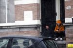 Amsterdam 13 november 2019
Bridget Masland verlaat haar huis en Andre Hazes is ook bij haar . Zijn auto staat aan zijkant geparkeerd.