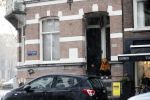 Amsterdam 13 november 2019
Bridget Masland verlaat haar huis en Andre Hazes is ook bij haar . Zijn auto staat aan zijkant geparkeerd.