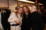 Amsterdam 27 november 2019
Opening winkel Modetheater By Caroline V Eeden van Chateau Meiland bij 9 straatjes. andere eigenaar met zus Patrick en Duncan Huisman