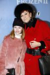 Amsterdam 16 november 2019
Premiere Frozen 2 in Tuschinski. Chazia Mourali met dochter