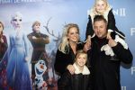 Amsterdam 16 november 2019
Premiere Frozen 2 in Tuschinski. Dennis Weening met vrouw en kinderen