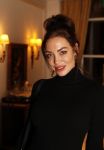 Amsterdam 25 november 2019
Boekpresentatie Victor Mids en Oscar Verpoort ( MINDFUCK) in het Amstel Hotel . Hans Kazan krijgt het eerste exemplaar. Dorien Rose  kwam met haar zus