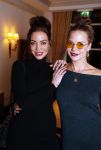 Amsterdam 25 november 2019
Boekpresentatie Victor Mids en Oscar Verpoort ( MINDFUCK) in het Amstel Hotel . Hans Kazan krijgt het eerste exemplaar. Dorien Rose  kwam met haar zus