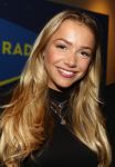 Amsterdam, 6 December 2019
Sky Radioâ€™s Christmas Tree For Charity met BN-ers
Emma Heesters