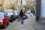December 1 december 2019
Estelle Cruijff op weg naar haar huis.