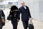 Rotterdam 14 november 2019
Rechtszaak tussen Connie Witteman en Eugene v Dun in de rechtbank van Rotterdam. Eugene kwam met zijn vrouw.