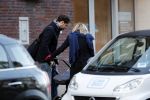 Amsterdam 30 november 2019
Eva Jinek met partner achter de kinderwagen.