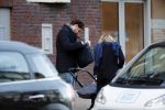 Amsterdam 30 november 2019
Eva Jinek met partner achter de kinderwagen.