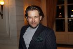 Amsterdam 25 november 2019
Boekpresentatie Victor Mids en Oscar Verpoort ( MINDFUCK) in het Amstel Hotel . Hans Kazan krijgt het eerste exemplaar. Ferri Somogyi