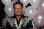 Aalsmeer 18 november 2019
Bonnie st Claire viert haar 70e verjaardag in de Praam in Aalsmeer. Gerard Joling