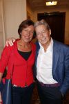 Amsterdam 25 november 2019
Boekpresentatie Victor Mids en Oscar Verpoort ( MINDFUCK) in het Amstel Hotel . Hans Kazan krijgt het eerste exemplaar. Hans met zijn vrouw Wendy