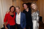 Amsterdam 25 november 2019
Boekpresentatie Victor Mids en Oscar Verpoort ( MINDFUCK) in het Amstel Hotel . Hans Kazan krijgt het eerste exemplaar. hans met zijn zoon Steven Kazan vrouw Wendy en schoondochter Jamie Kames