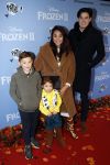 Amsterdam 16 november 2019
Premiere Frozen 2 in Tuschinski. janine Kho met kinderen en â€¦