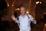 Amsterdam 25 november 2019
Boekpresentatie Victor Mis en Oscar Verport ( MINDFUCK) in het Amstel Hotel . Hans Kazan krijgt het eerste exemplaar. Jort Kelder