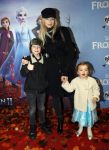 Amsterdam 16 november 2019
Premiere Frozen 2 in Tuschinski. Lucy Woesthoff met twee van haar kinderen