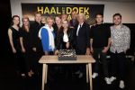 Utrecht 2 december 2019
eerste repetitiedag/lezing van Haal Het Doek Maar Op met oa 
Tony Neef
Jordy van Loon
Julia Berendse
Dook van Dijck
Willemijn Maandag
Jordy van Loon
Hans Cornelissen
Ria Valk en Ben Cramer