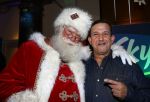 Amsterdam, 6 December 2019
Sky Radioâ€™s Christmas Tree For Charity met BN-ers
Najib Amhali en Kerstman Sky Radio