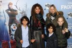 Amsterdam 16 november 2019
Premiere Frozen 2 in Tuschinski. Niama Amhali met haar zoons