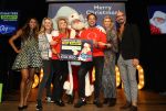 Amsterdam, 6 December 2019
Sky Radioâ€™s Christmas Tree For Charity met BN-ers
Nicolette v Dam en Rogier Smit winnaars