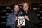 Amsterdam 25 november 2019
Boekpresentatie Victor Mids en Oscar Verpoort ( MINDFUCK) in het Amstel Hotel . Hans Kazan krijgt het eerdste exemplaar.