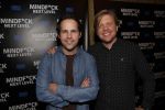 Amsterdam 25 november 2019
Boekpresentatie Victor Mids en Oscar Verpoort ( MINDFUCK) in het Amstel Hotel . Hans Kazan krijgt het eerdste exemplaar.