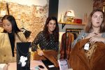 Beverwijk 23 november 2019
Opening winkel van Moise Trustfull in het centrum van Beverwijk.
Haar vader Orlando en moeder Quinty zijn natuurlijk aanwezig.