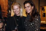 Beverwijk 23 november 2019
Opening winkel van Moise Trustfull in het centrum van Beverwijk.
Haar vader Orlando en moeder Quinty zijn natuurlijk aanwezig. Quinty met Helen de Boer en nog 2 nederlandse vriendinnen die in Atlanta wonen