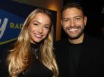 Amsterdam, 6 December 2019
Sky Radioâ€™s Christmas Tree For Charity met BN-ers
Rolf Sanchez en Emma Heesters